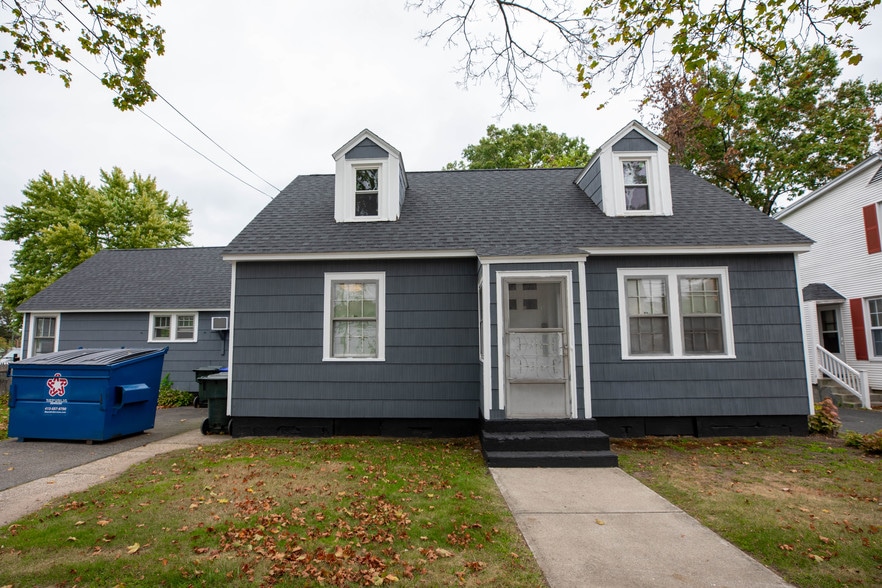 More Photos Of 5 Barber St, Springfield Office Residential For Sale