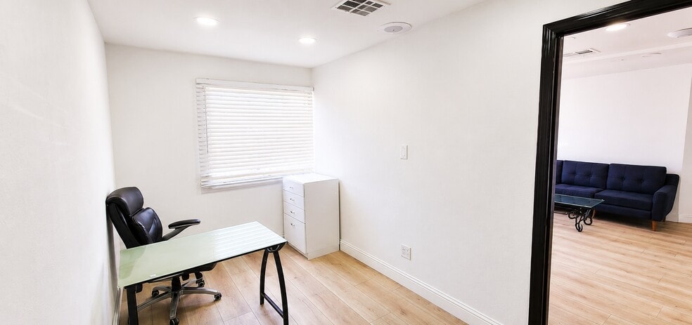 More Photos Of 4516 W Charleston Blvd, Las Vegas Freestanding For Sale
