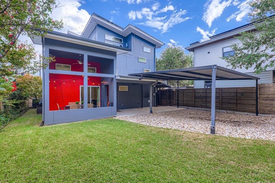 Primary Photo Of 2426 Webberville Rd, Austin Storefront Retail Residential For Lease