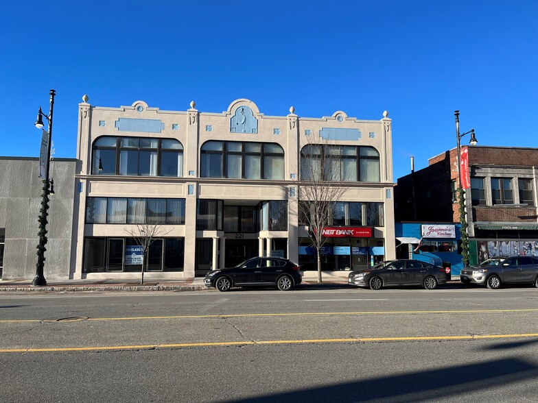 More Photos Of 221 Main St, Nashua Office Residential For Lease