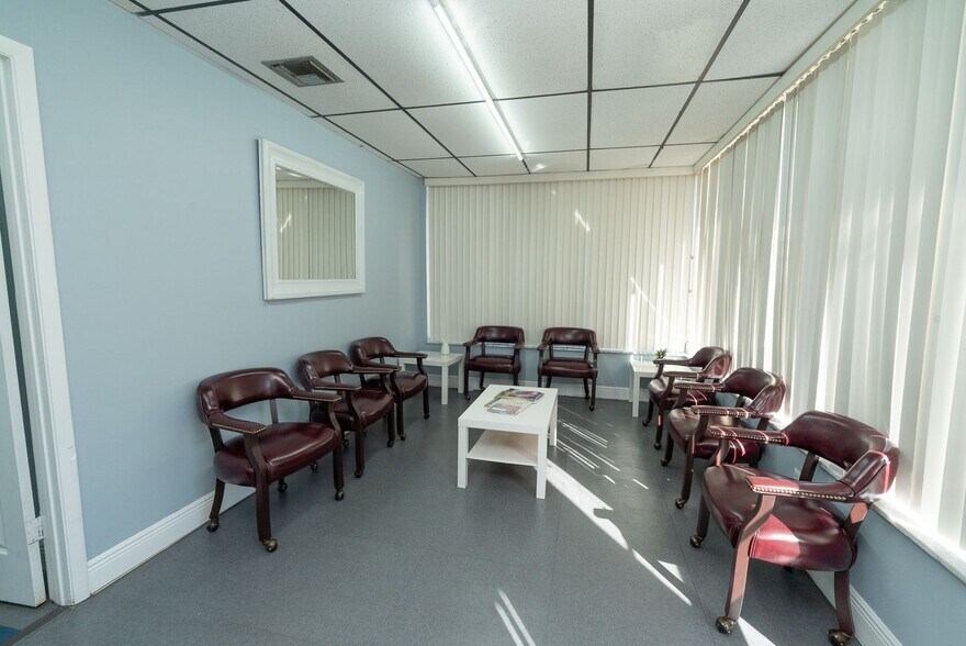 More Photos Of 4101 N Andrews Ave, Fort Lauderdale Medical For Lease