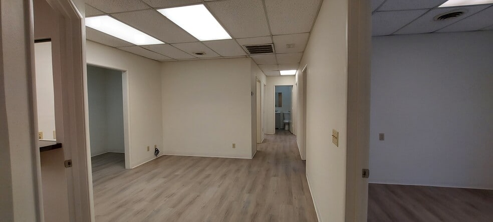 More Photos Of 367 Del Norte Ave, Yuba City Office For Lease