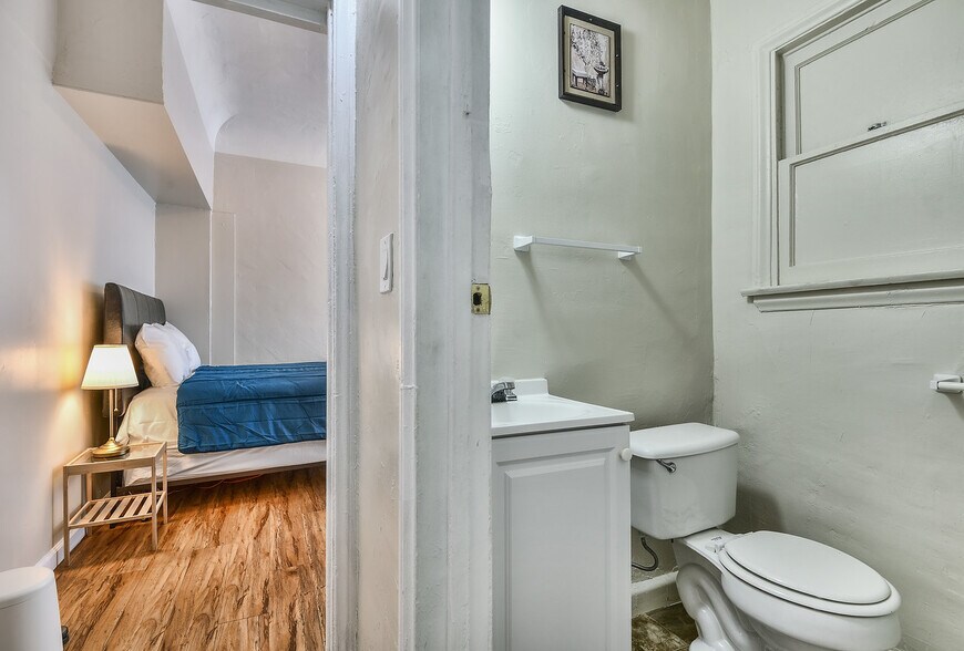 More Photos Of 721-729 S Alvarado St, Los Angeles Apartments For Lease