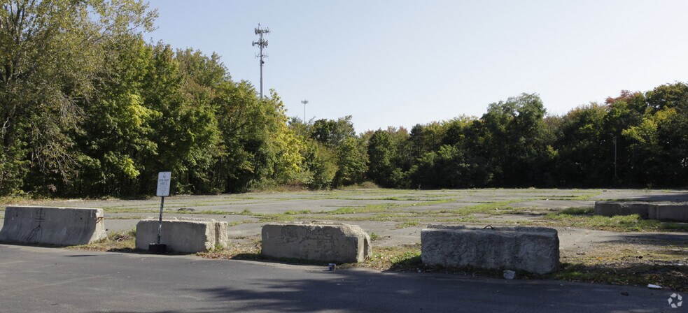 More Photos Of 114R Broadway, Saugus Land For Sale