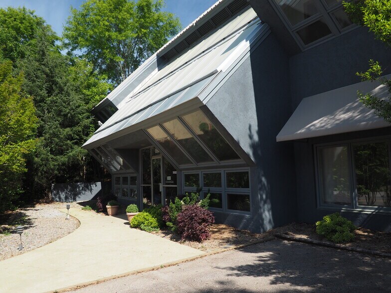 More Photos Of 850 W Morgan St, Raleigh Loft Creative Space For Sale