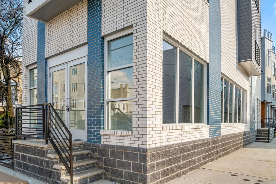 Primary Photo Of 1325 N 18th, Philadelphia Storefront Retail Residential For Lease