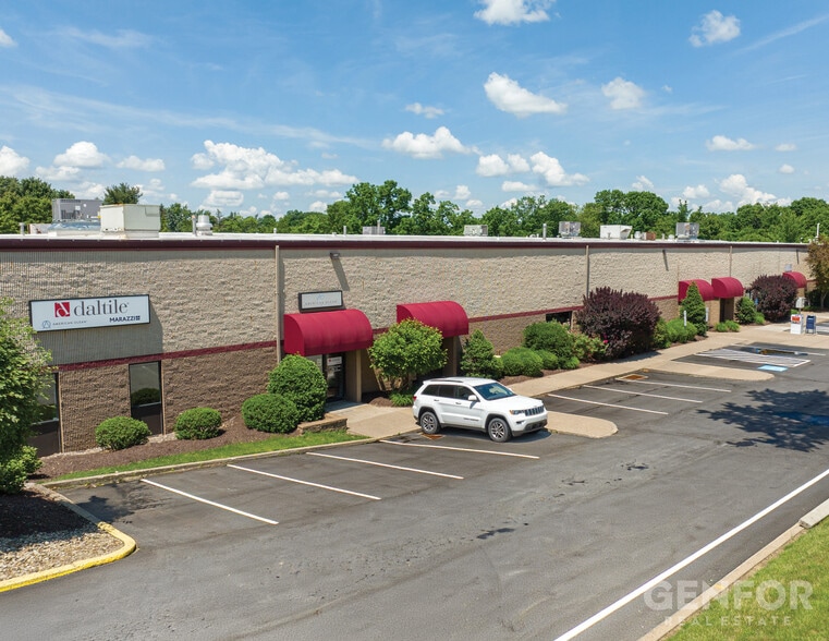 More Photos Of 220 Executive Dr, Cranberry Light Manufacturing For Lease