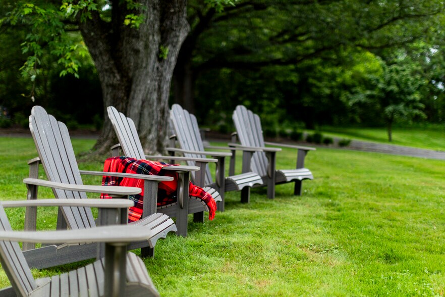 More Photos Of 4170 Rte 9W, Saugerties Hospitality For Sale