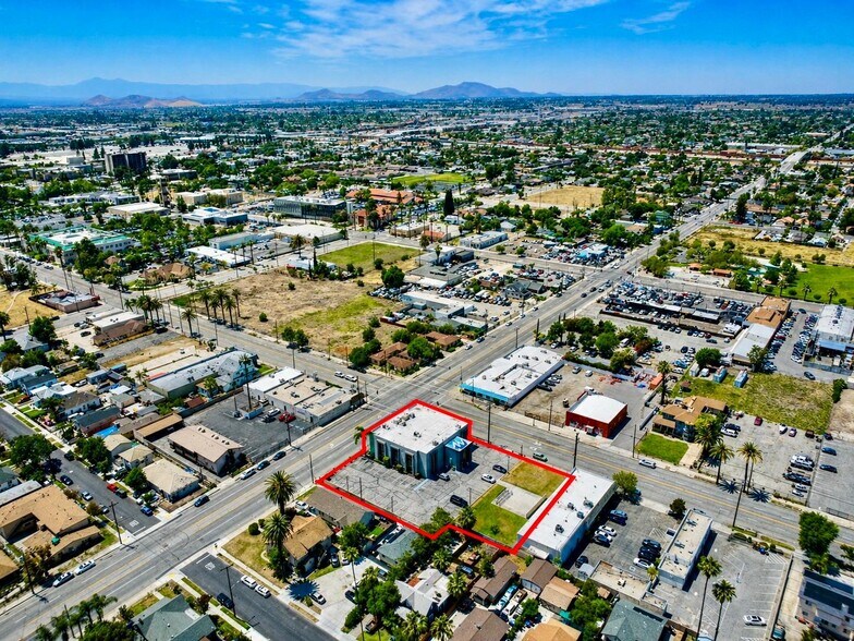 More Photos Of 909 N D St, San Bernardino Office For Sale