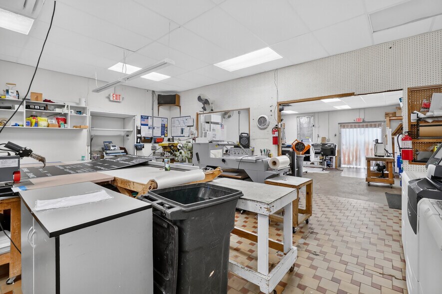 More Photos Of 119 Main St, Auburndale Storefront Retail Office For Sale