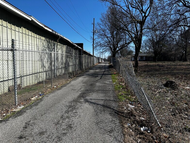 More Photos Of 2873 Tutwiler Ave, Memphis Land For Sale