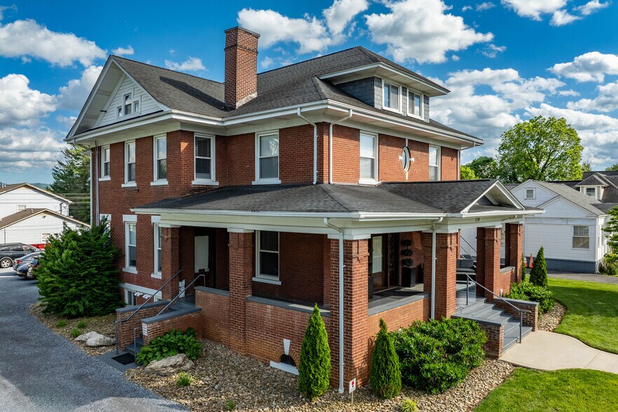 More Photos Of 114 E Unaka Ave, Johnson City Office Residential For Sale