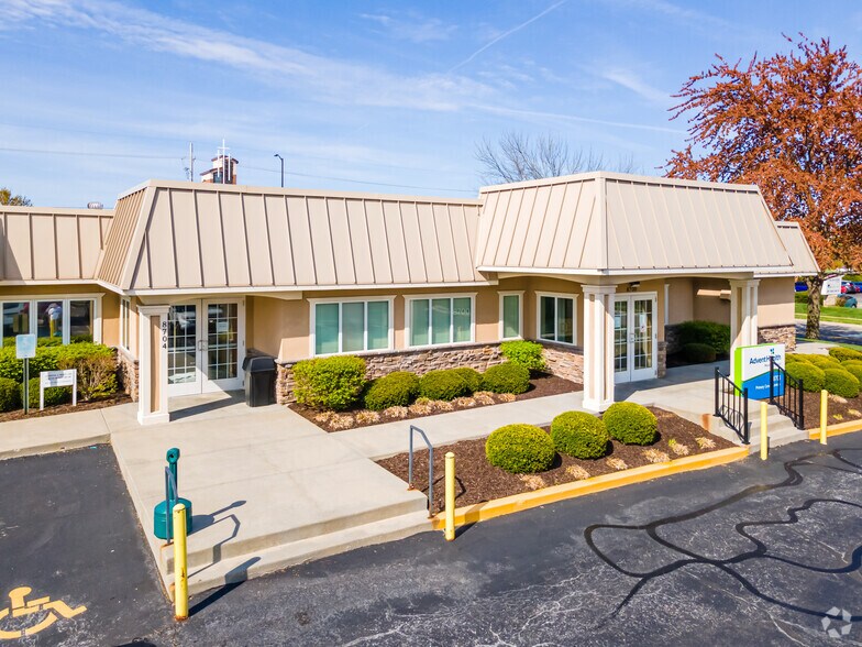 More Photos Of 8700-8706 Bourgade St, Lenexa Medical For Sale