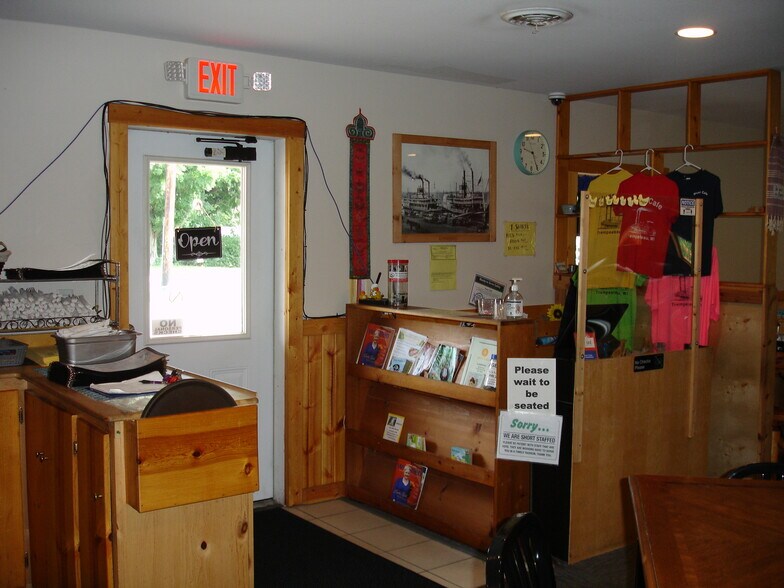 More Photos Of 23991 3rd St, Trempealeau Restaurant For Sale