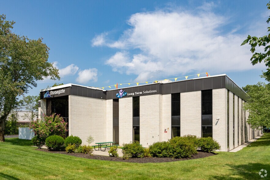 Primary Photo Of 235 W Central St, Natick Office For Lease