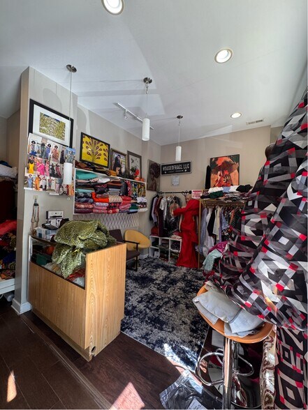 More Photos Of 1020 W Leland Ave, Chicago Apartments For Lease