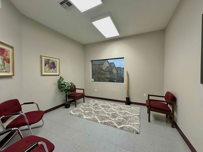 More Photos Of 1302 N Shepherd Dr, Houston Medical For Lease