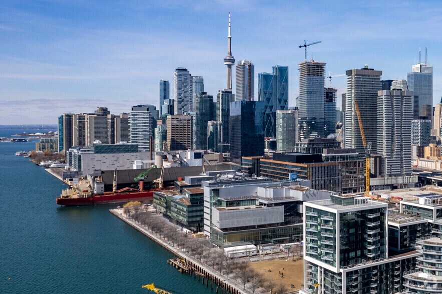 More Photos Of 25 Dockside Dr, Toronto Office For Lease