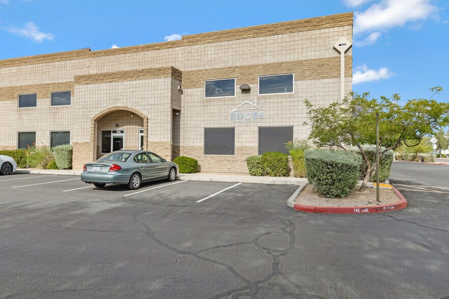 More Photos Of 1745 W Deer Valley Rd, Phoenix Light Distribution For Sale