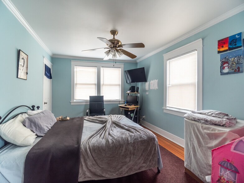 More Photos Of 121 Regent St, Port Chester Funeral Home For Sale