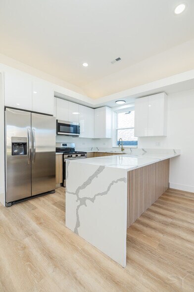 More Photos Of 1245 S Fairfield Ave, Chicago Apartments For Sale