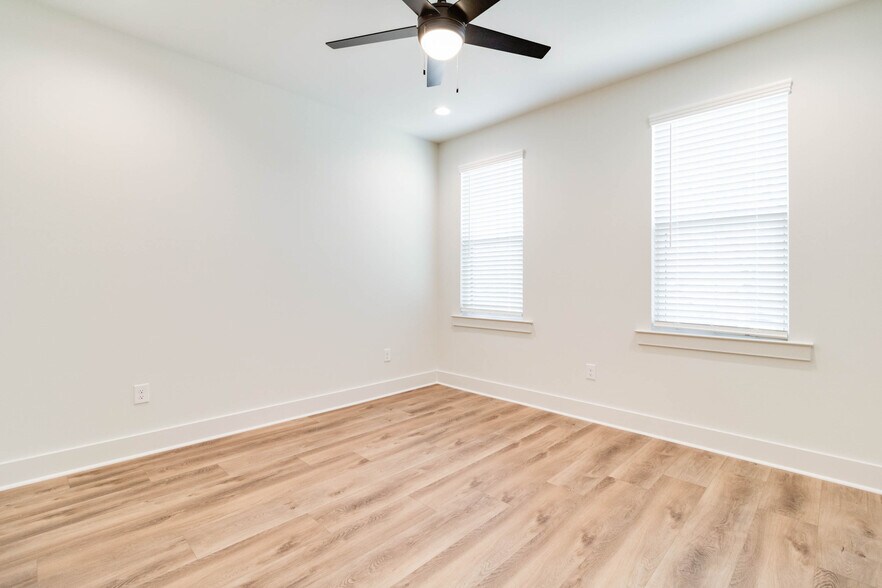 More Photos Of 102 Modera Place, Youngsville Apartments For Sale