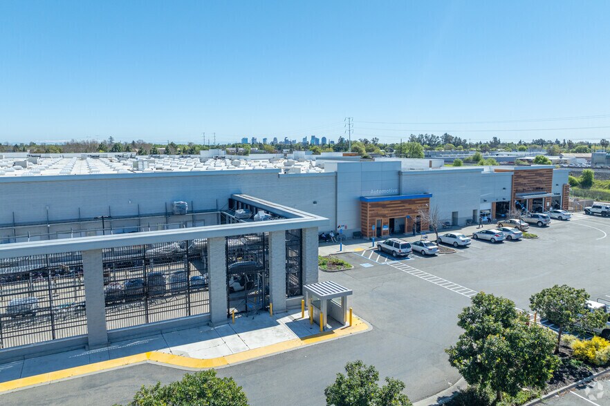 More Photos Of Riverpoint Cir @ Reed Avenue, West Sacramento Unknown For Lease