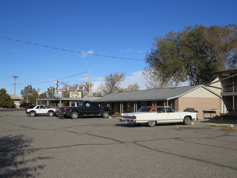 605 W 2nd St, Shoshoni, WY 82649 Motel For Sale