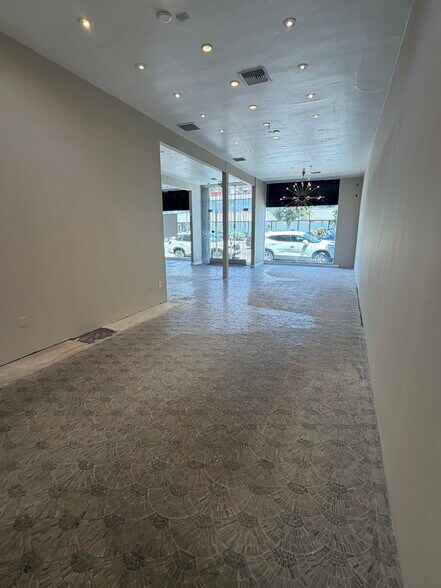 More Photos Of 8262 Melrose Ave, Los Angeles Storefront Retail Residential For Sale