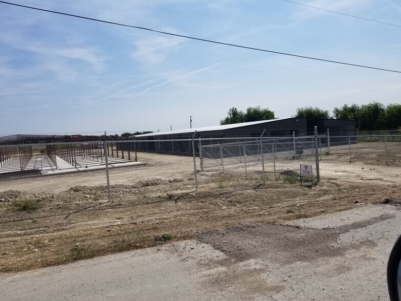 More Photos Of 119 County Road 4003, Decatur Self Storage For Sale