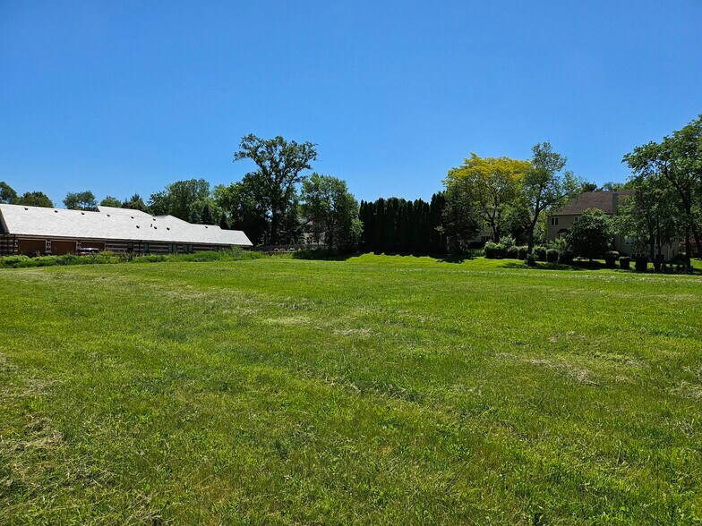 More Photos Of 5806-5810 Terra Cotta Rd, Crystal Lake Land For Sale