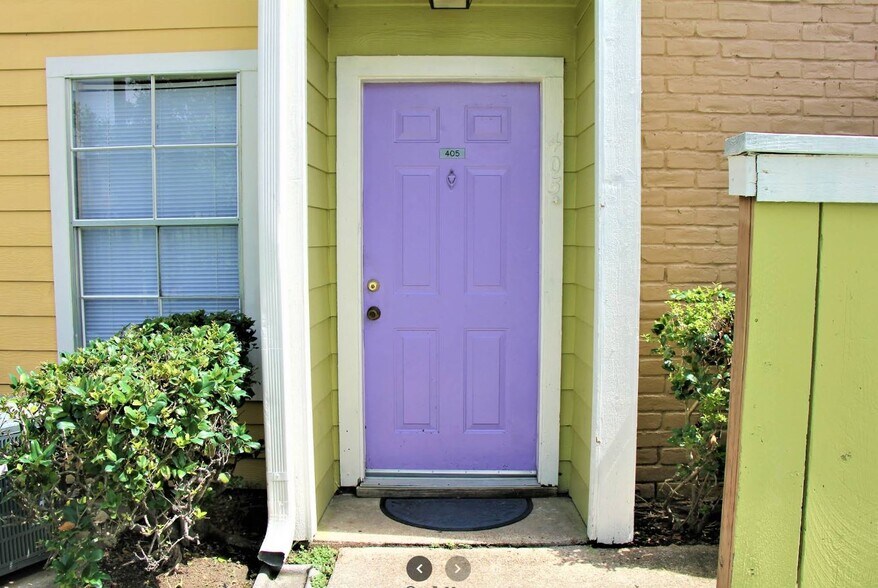 More Photos Of 12803 Northborough Dr, Houston Apartments For Sale