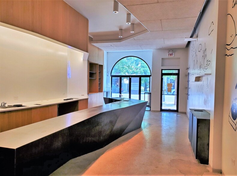 More Photos Of 2136-2142 W Division St, Chicago Storefront Retail Residential For Sale