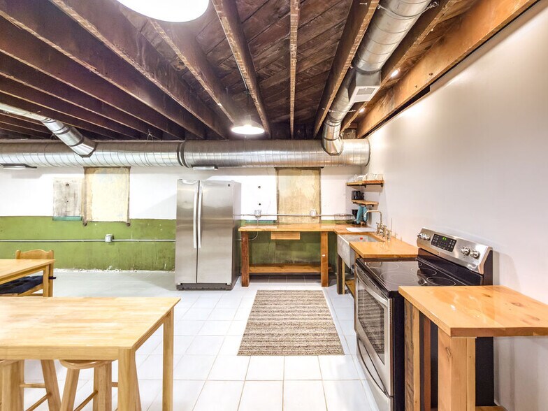 More Photos Of 182 S Main St, Helper General Retail For Sale