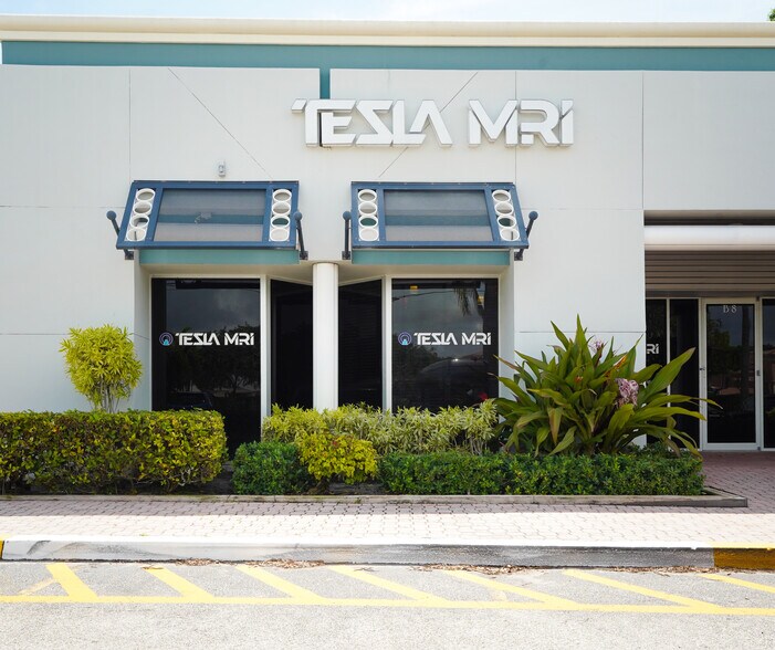 More Photos Of 3350 NW 2nd Ave, Boca Raton Flex For Lease