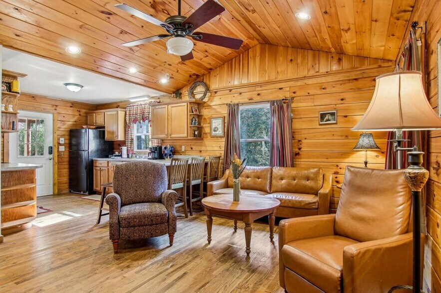 More Photos Of 33 Shepherds Creek rd, Bryson City Specialty For Sale