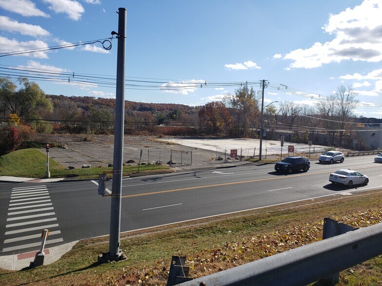 Primary Photo Of 1074 Wolcott St, Waterbury Land For Lease