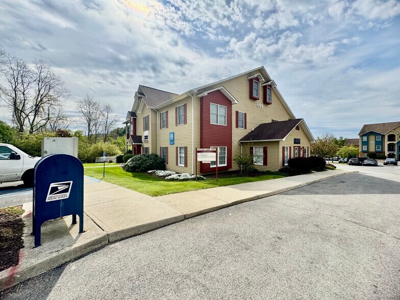 Primary Photo Of 1999 S Main St, Blacksburg Office Residential For Lease