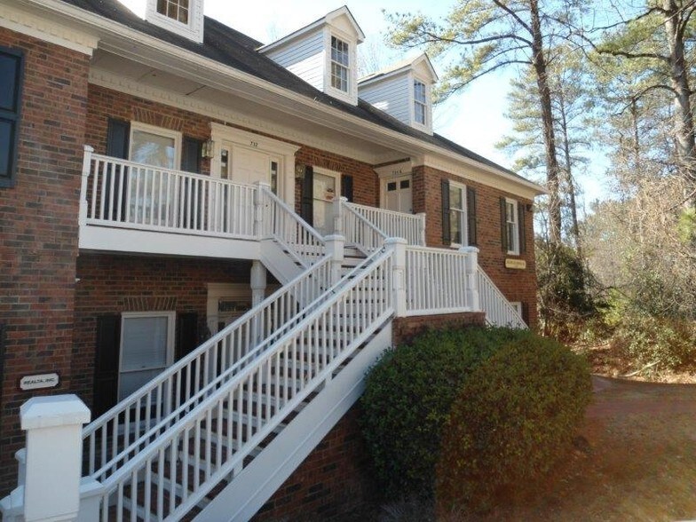 More Photos Of 724-734 Holcomb Bridge Rd, Norcross Loft Creative Space For Sale