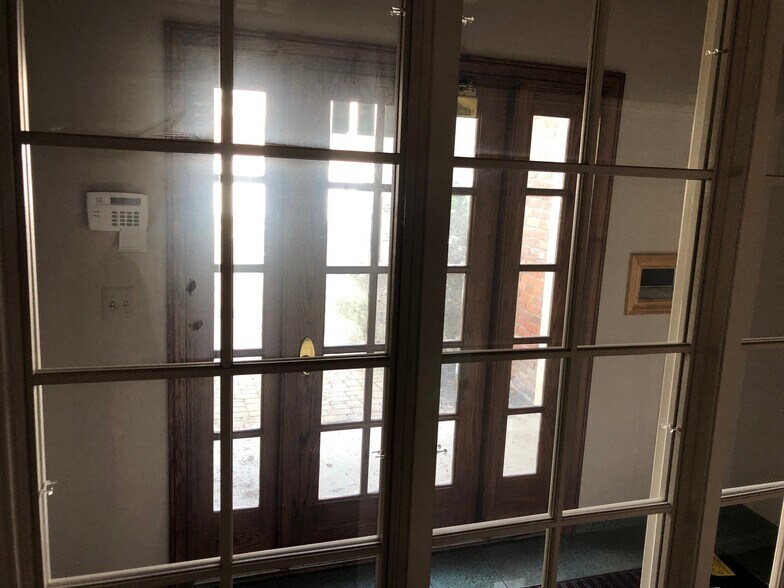 More Photos Of 4247 E 14 Mile Rd, Sterling Heights Medical For Sale