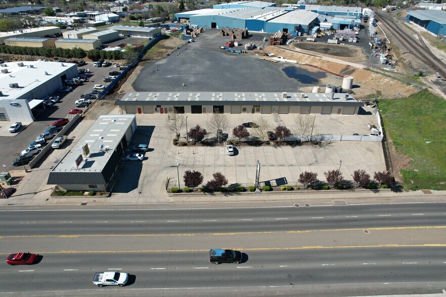 More Photos Of 1450 Oro Dam Blvd E, Oroville Warehouse For Sale