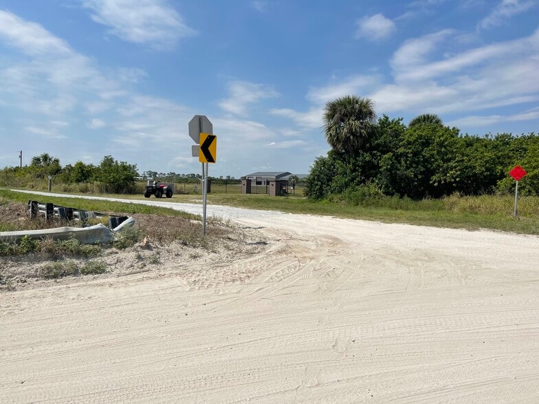 More Photos Of 2105 86th Ave SW, Vero Beach Land For Sale