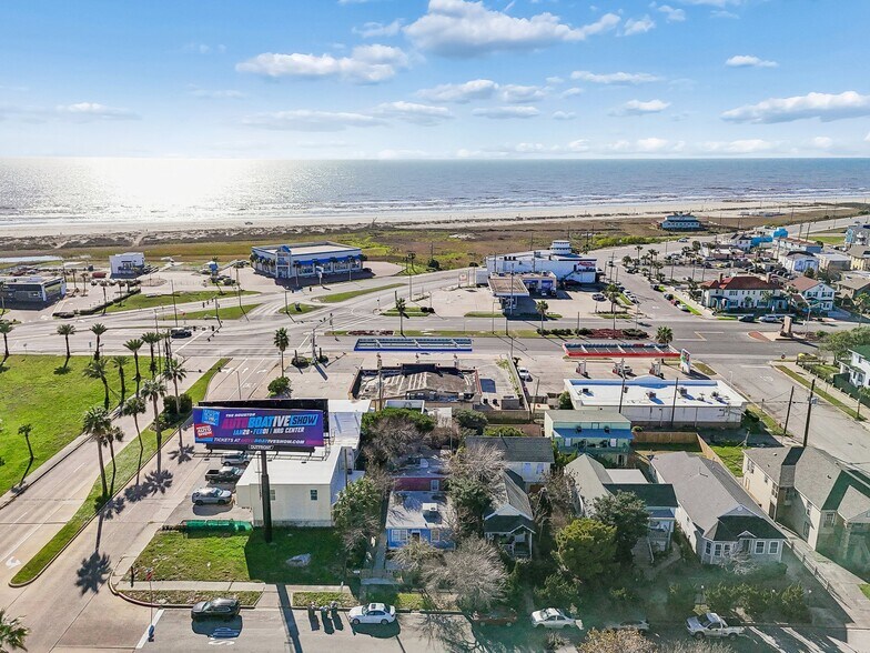 More Photos Of 609 Sealy St, Galveston Apartments For Sale