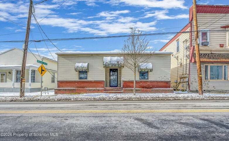 Primary Photo Of 503 Washington Ave, Jermyn Industrial For Sale