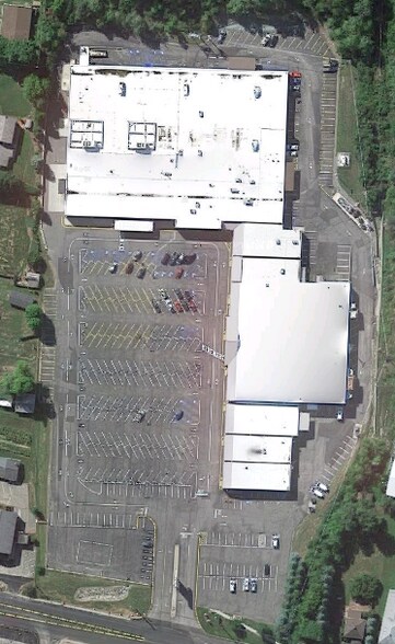 More Photos Of 120 Plaza Ln, Wellsboro General Retail For Sale