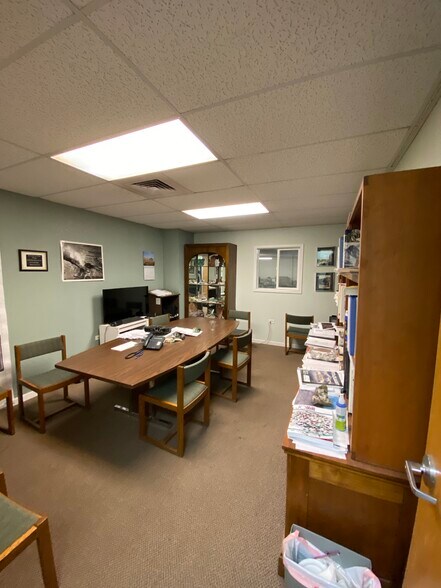 More Photos Of 3030-3040 S Vallejo St, Englewood Warehouse For Sale