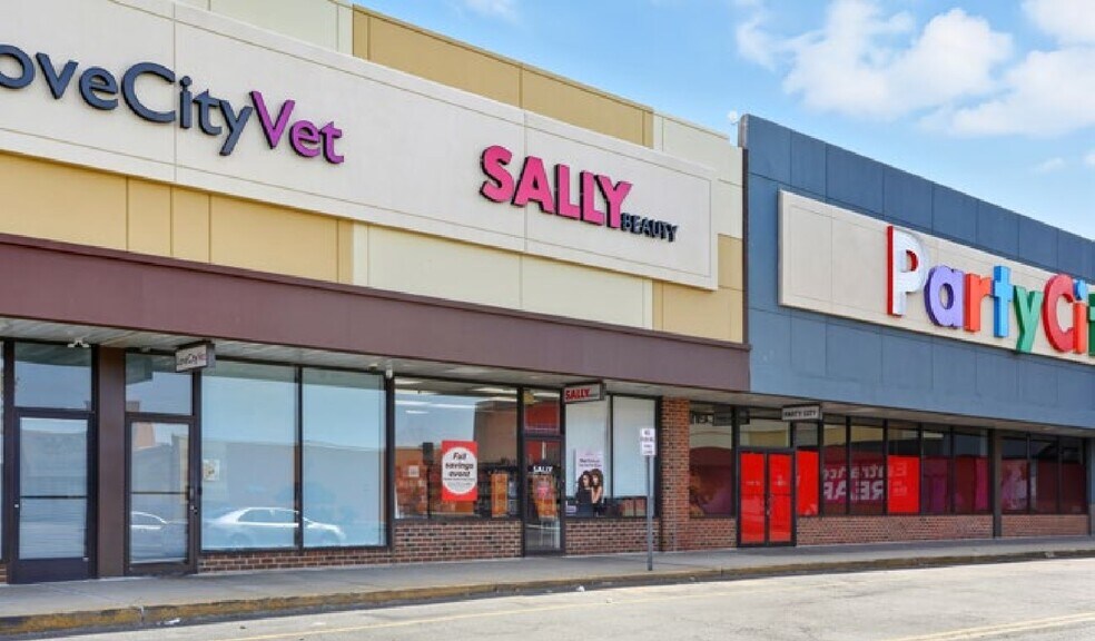 More Photos Of 330-424 W Oregon Ave, Philadelphia Unknown For Lease