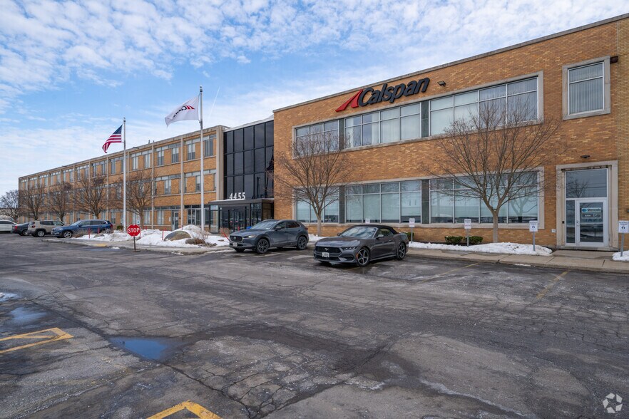 More Photos Of 4433 Genesee St, Cheektowaga Office For Lease