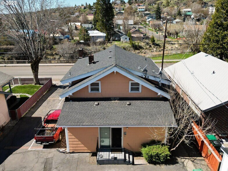 More Photos Of 531 N 11th St, Klamath Falls Apartments For Sale