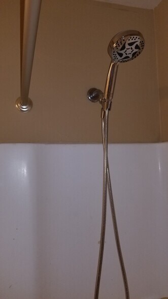 More Photos Of 156 Delmar Ln, Newport News Apartments For Sale